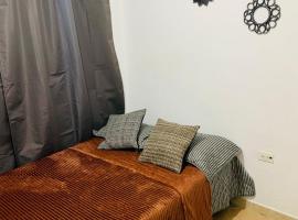 Habitación en Sabaneta confirmar primero、サバネタのホテル