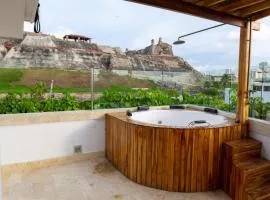 Blue House Castillo View Private Jacuzzi & Colonial Balconies