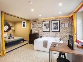 Deluxe Studio Jazzy, Jacuzzi, MULHOUSE CENTRE