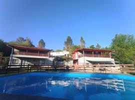 Chalets de la paix, nastanitev z opremo za kuhanje v mestu Santa Rosa de Calamuchita