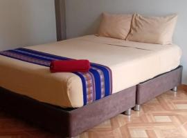 Hotel Machu Picchu Selva, hotel com piscina em San Antonio