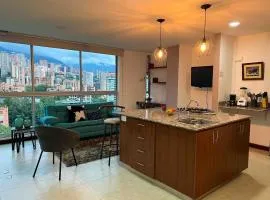 Exclusive apt in Poblado, Central location