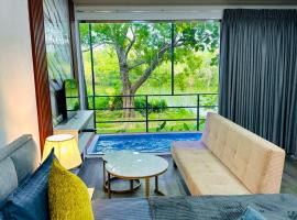 Leopard Inn Wilpattu，Ilavankulam的附設泳池的飯店