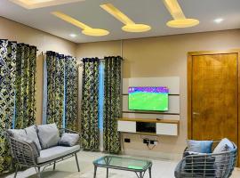 GRACE LODGE LEKKI Phase 1, hotel in Araromi