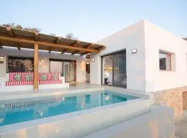 FarOut BeachClub - Rooms & Camping