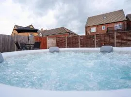 Relaxing 5BDR Retreat Hot Tub