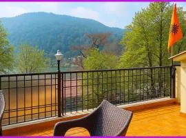 Hotel THE FIattiez MALL ROAD - Open Sitting Area on Terrace with Full Naini Lake View and Mountain Valley View - Wi Fi - Room Service Available - Best Hotel on Mall Road nainital