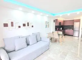 Two-Bedroom ,central,wifi,sea view