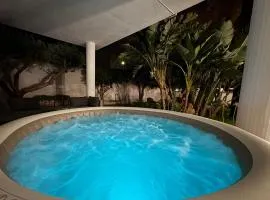 Villa Luxe Heated hydromassage mini-pool WI-FI P-Privato AC Garden Patio BBQ Near the Sea