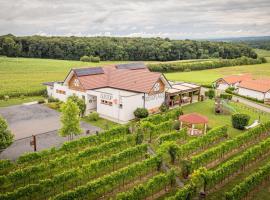 Gustoplatzl, hoster&iacute;a en Kl&ouml;ch