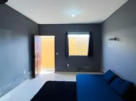 Duplex em Itaúna 4min da Praia que ocorre o WSL, 1min da pista de skate do LS, pracinha com parque infantil, quadra de futebol, tudo isso a 1 min da duplex, perto do comércio, wi-fi super rápido, estacionamento gratuito, monitoramento 24hrs
