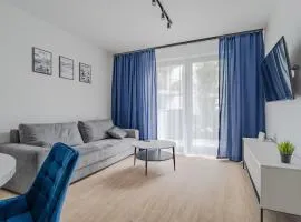 Popiełuszki Modern Apartment by Solarento