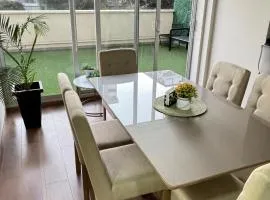 Familiar con terraza privada zona norte