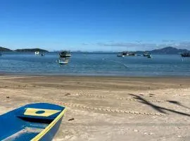 Casa de frente ao mar em Bombinhas