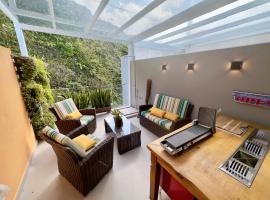 Juquehy - Duplex in prime area 1 block from the beach, hotel in Juquei
