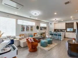 The Q - Austin Family Home - Hot Tub & Golf Sim