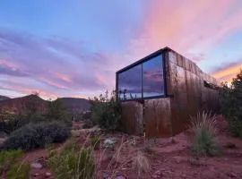 Telescope House with 360 Desert Views for Family