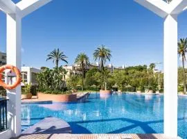 Apartamentos HOLIDAYS BENALBEACH