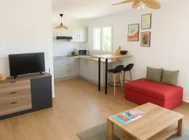 Studio moderne et cosy à 2 pas de la mer
