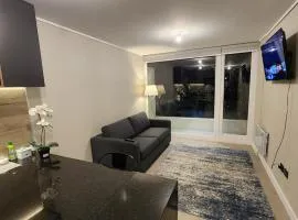 Departamento moderno, nuevo, 1D1B, inmejorable ubicación, estacionamiento