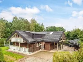 5 star holiday home in Fårvang