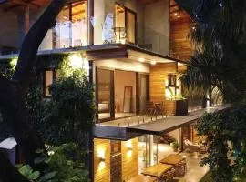 ARjAU Boutique Hotel - Adults Only