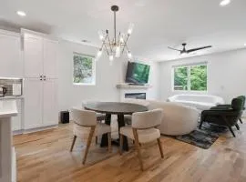 Luxury Build - King Beds - Minutes to Uptown