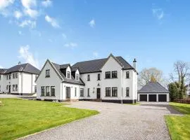 Stag Manor