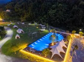 Glamping Resort-At National Forest Park with Free Shuttle