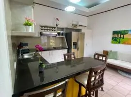 Beachfront apartment in Jacó