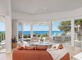 Seaviews at Sunshine Beach 4BR, Pool