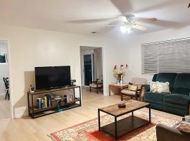 Tranquil Fremont Getaway - Comfortable 3BR 2BA Home、フリーモントのホテル