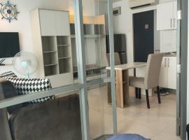 Deluxe Condo Mae Pim - Grand Blue Resort Rayong，Ban Tha Fat的分租公寓