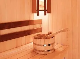 Villa with heating big pool 35C, terrace, sauna and cinema