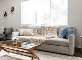 Pearl 2B apartment in Marina with parking, Pool and Gym