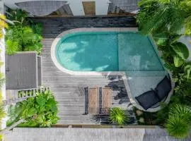 Villa Elita - Modern Stylish 4BR Villa with Rooftop Lounge, 12 Minutes to the Beach