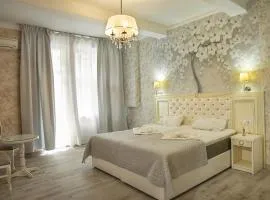 Carol Boutique - Vila Cornelia