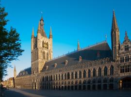 Hotel O Ieper, hotel di Ieper