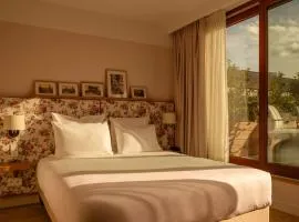 9Hotel Chelton