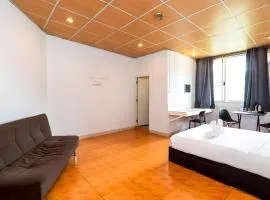 At Gate Suvarnabhumi-สุขุมวิท 77 X2