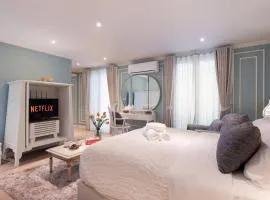 Chic 1BR |5 min BTS, 2 min to spa|500Mbps&bath-tub