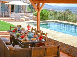 Gorgeous Home In Strettoia, hotel v destinaci Strettoia