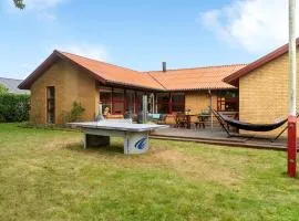 3 Bedroom Cozy Home In Billund