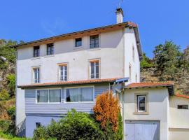 Appart Le Relais, ξενοδοχείο σε Saint-Germain-Laprade