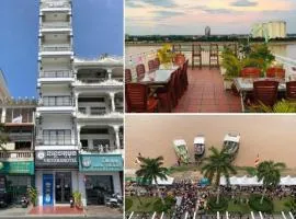 4 RIVERS HOTEL