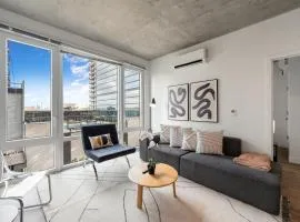4BR Corporate Suite Central and Modern