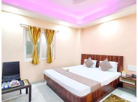 Hotel New J-Aradhya ! Near Sea Beach And Shree Jagannath Temple - Free Wifi and Parking Facilities - Fully-Air-Conditioned Rooms - Top Rated Hotel In Puri: Puri şehrinde bir otoparklı otel