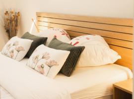 Pissenlit Une Prairie en Provence: Arles şehrinde bir otel