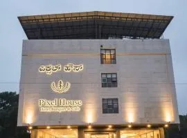 Hotel Pixel House