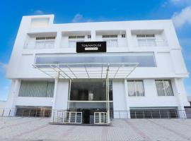 Super Townhouse Tender Village Formerly Seven Seas, acomoda&ccedil;&atilde;o em Rātu